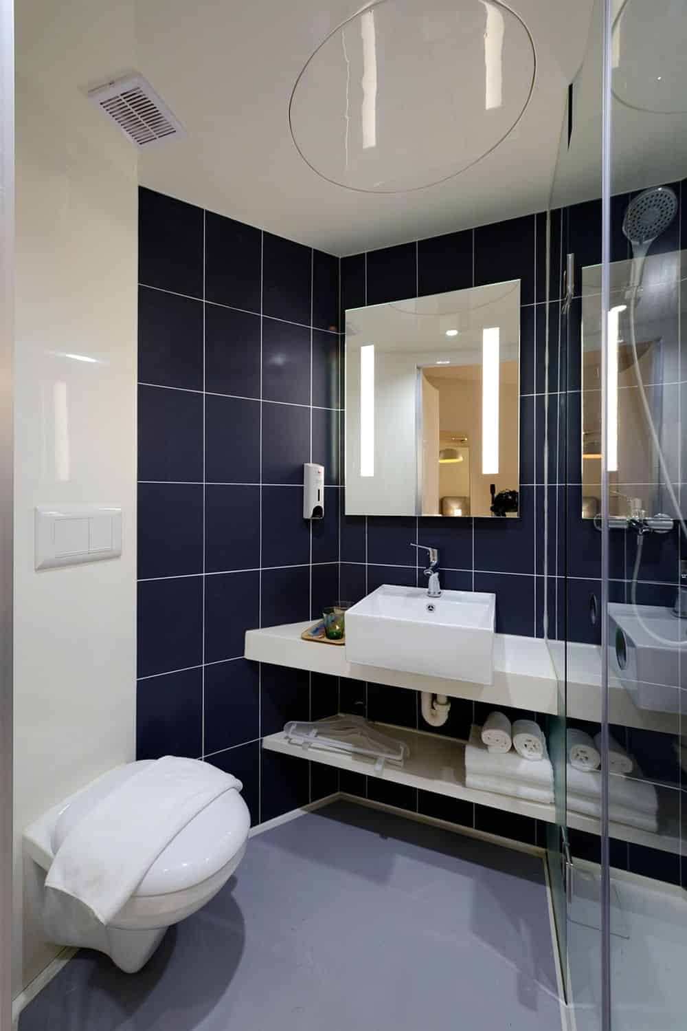 Bathroom Remodeling image